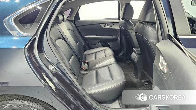 Kia Come New K3 id 4233107 из Кореи 9