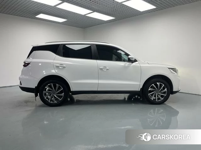 Geely Automobile Vision X6 id 4218754 из Китая 9