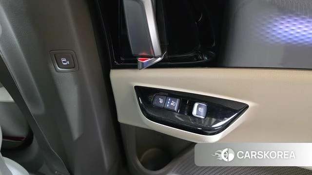 Kia Carnival 4th generation id 4656393 из Кореи 9