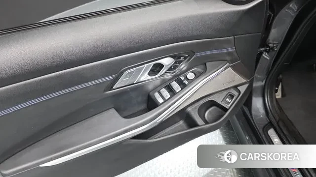 BMW 3 Series (G20) id 3003983 из Кореи 9