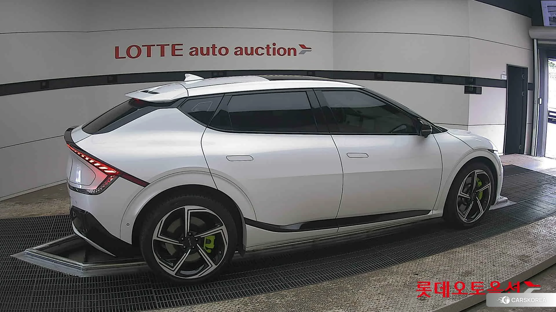 Kia EV6 GT id 3869319 из Кореи 9