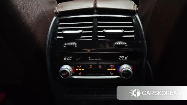 BMW 5 Series (G30) id 3687724 из Кореи 9