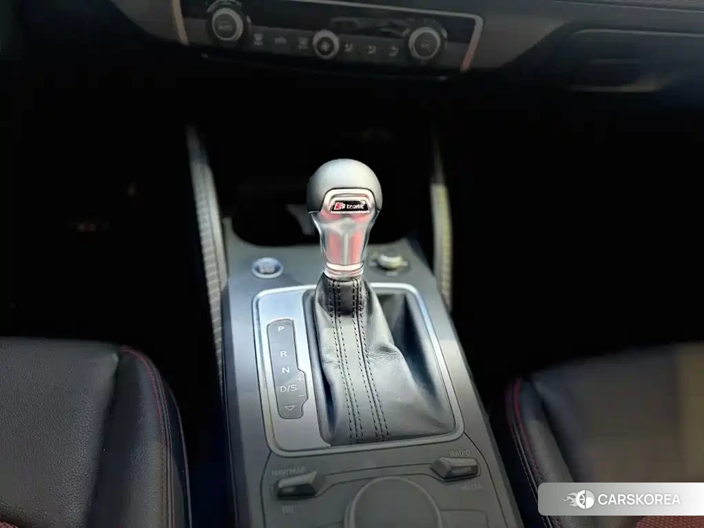 Audi Q2L id 4674416 из Китая 9