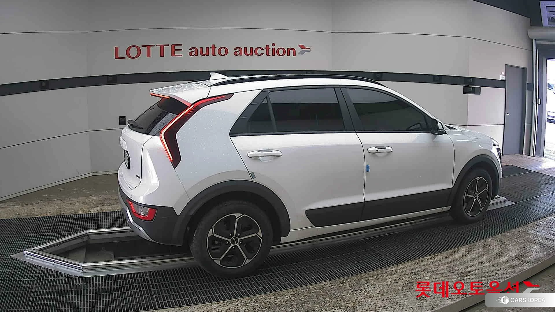 Kia Niro Hybrid id 3869427 из Кореи 9