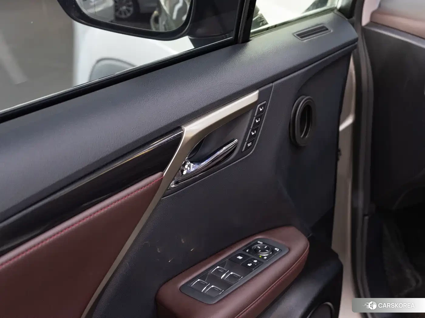 Lexus RX id 4554158 из Китая 9