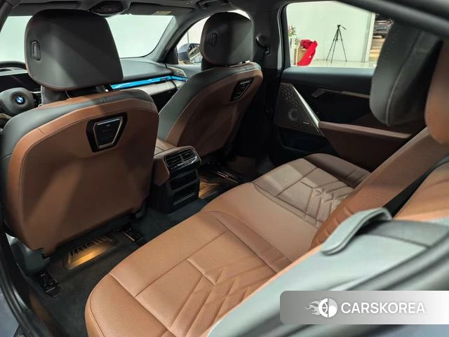BMW 5 series id 4290369 из Китая 9
