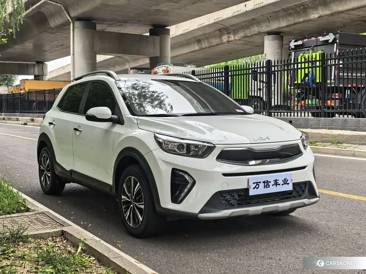 Kia KX1 id 4583766 из Китая 9