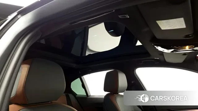 BMW 5 Series (G60) id 3619833 из Кореи 9