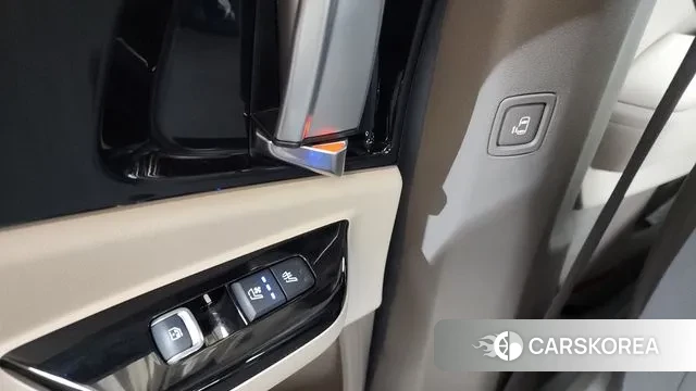 Kia Carnival 4th generation id 3654701 из Кореи 9