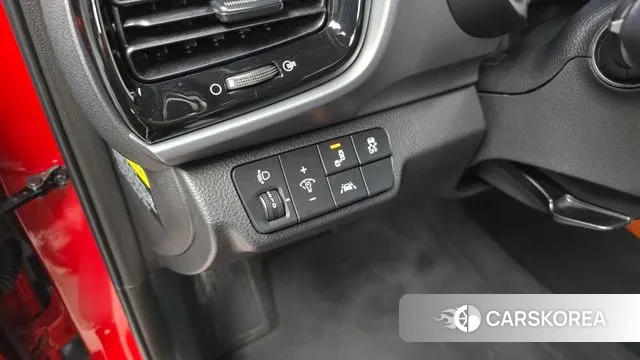 Kia Stonic id 3407796 из Кореи 9