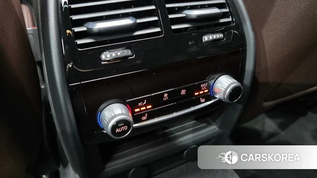 BMW 5 Series (G30) id 3912085 из Кореи 9