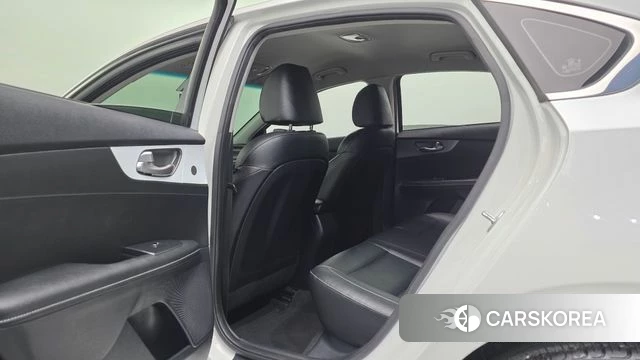 Kia Come New K3 id 3924891 из Кореи 9