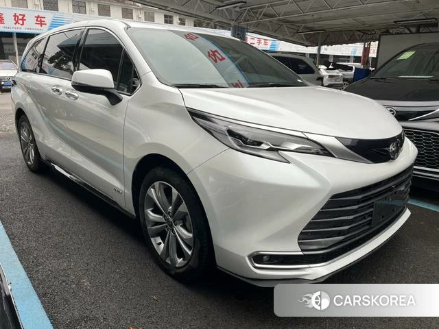 Toyota Saina id 4261228 из Китая 9