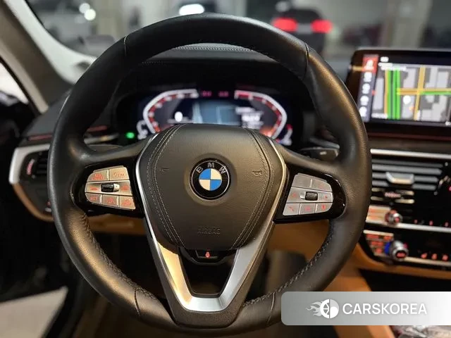 BMW 5 Series (G30) id 3591203 из Кореи 9