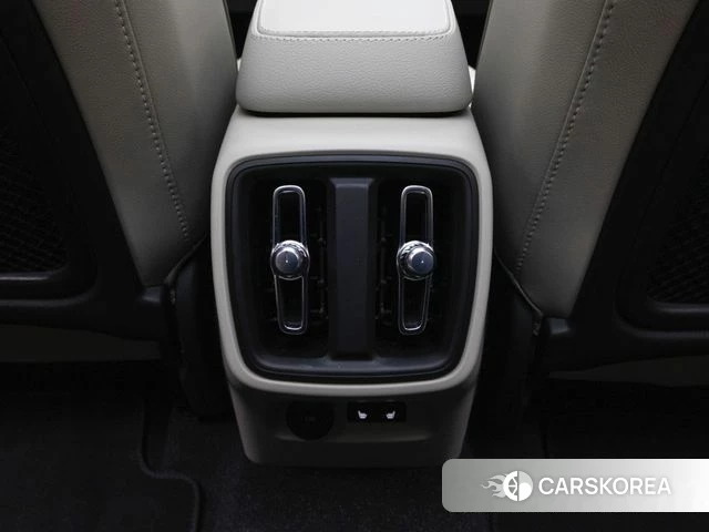 Volvo XC40 id 4549800 из Кореи 9