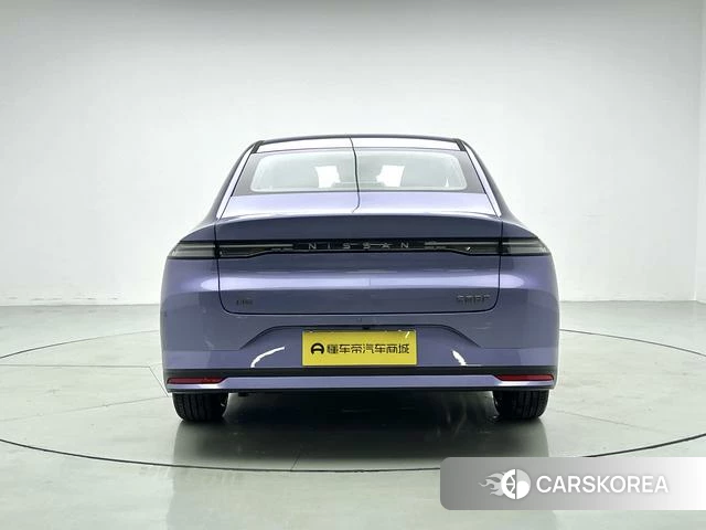 Nissan N6 id 4290763 из Китая 9