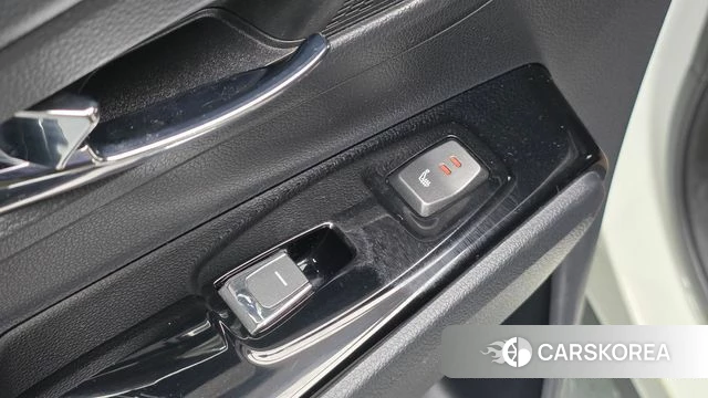 Ssangyong Beautiful Korando id 4873055 из Кореи 9