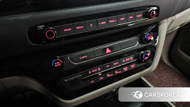 Kia The New Carnival id 3955641 из Кореи 9