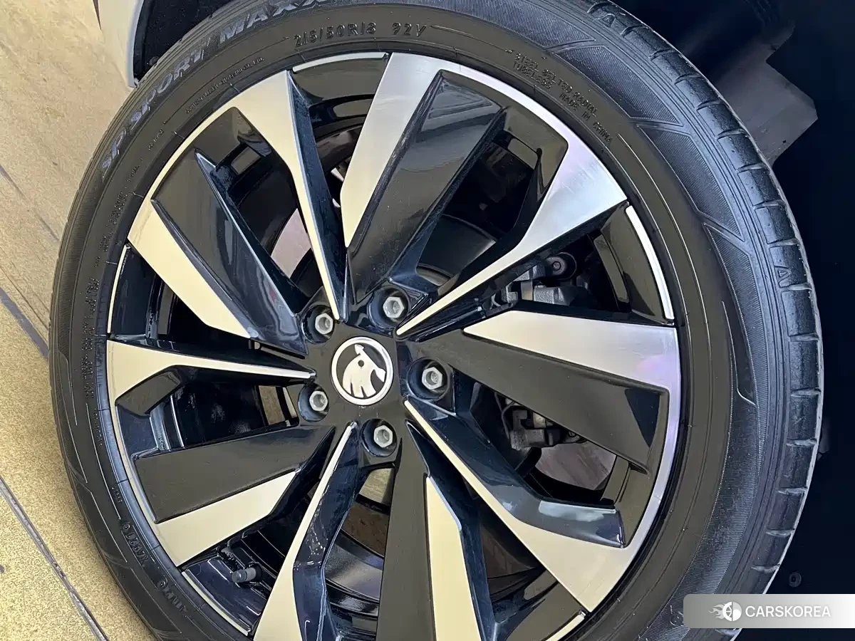 Skoda Krok id 4576614 из Китая 9