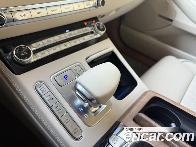 Genesis G90 id 2614565 из Кореи 9