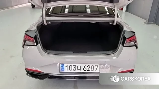 Hyundai Avante (CN7) id 3765583 из Кореи 9