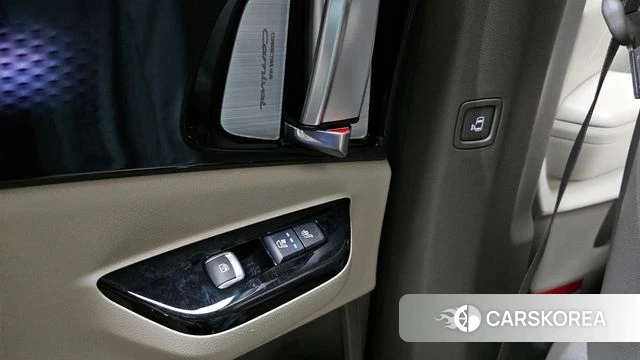 Kia Carnival 4th generation id 3832013 из Кореи 9