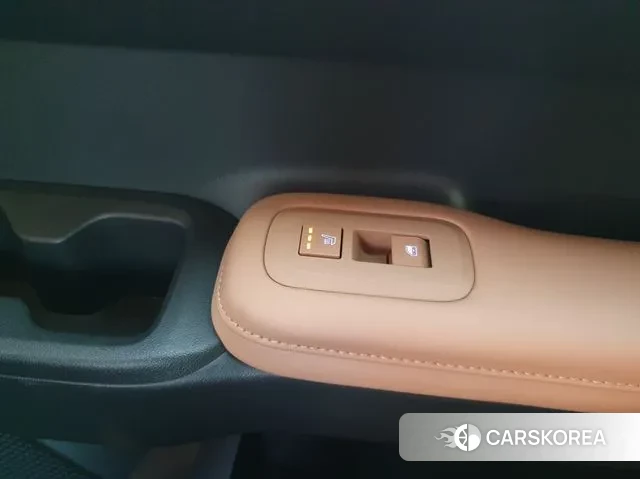 Hyundai Santa Fe (MX5) id 3359848 из Кореи 9