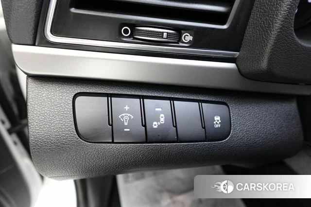 Hyundai Avante AD id 4326093 из Кореи 9