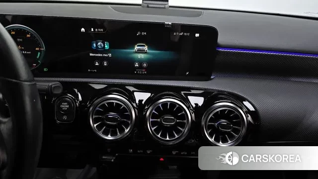 Mercedes-Benz A-Class W177 id 3529975 из Кореи 9