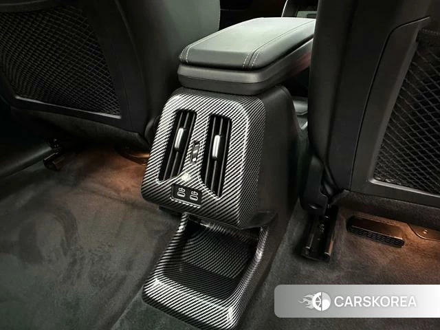 BMW iX1 id 4380635 из Китая 9
