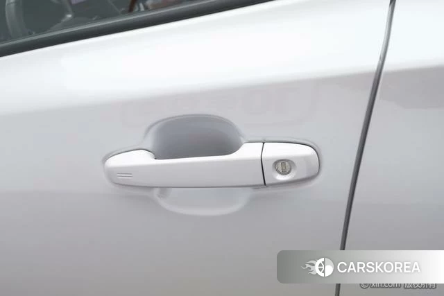 Toyota IZOA id 4262219 из Китая 9