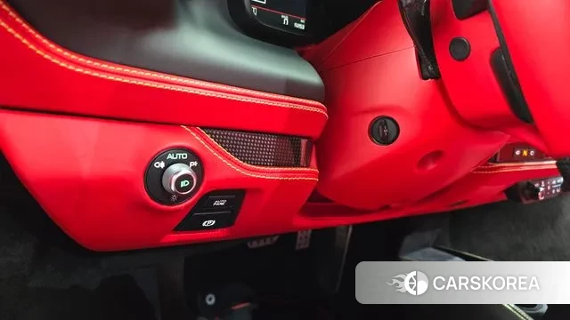 Ferrari F8 Tributo id 3587189 из Кореи 9