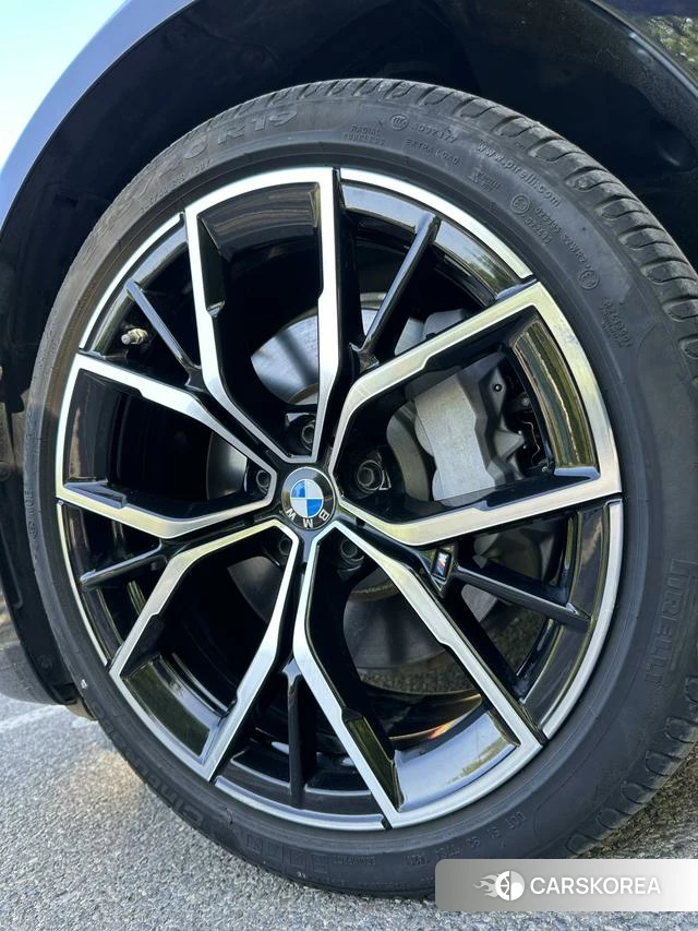 BMW 5 series id 4257499 из Китая 9