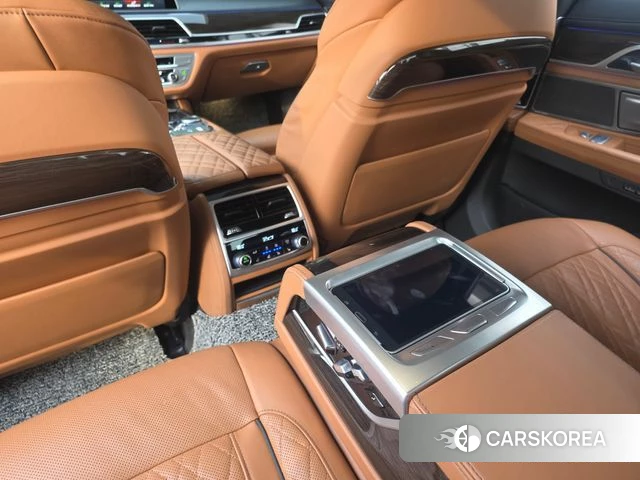 BMW 7 Series (G11) id 4262741 из Кореи 9