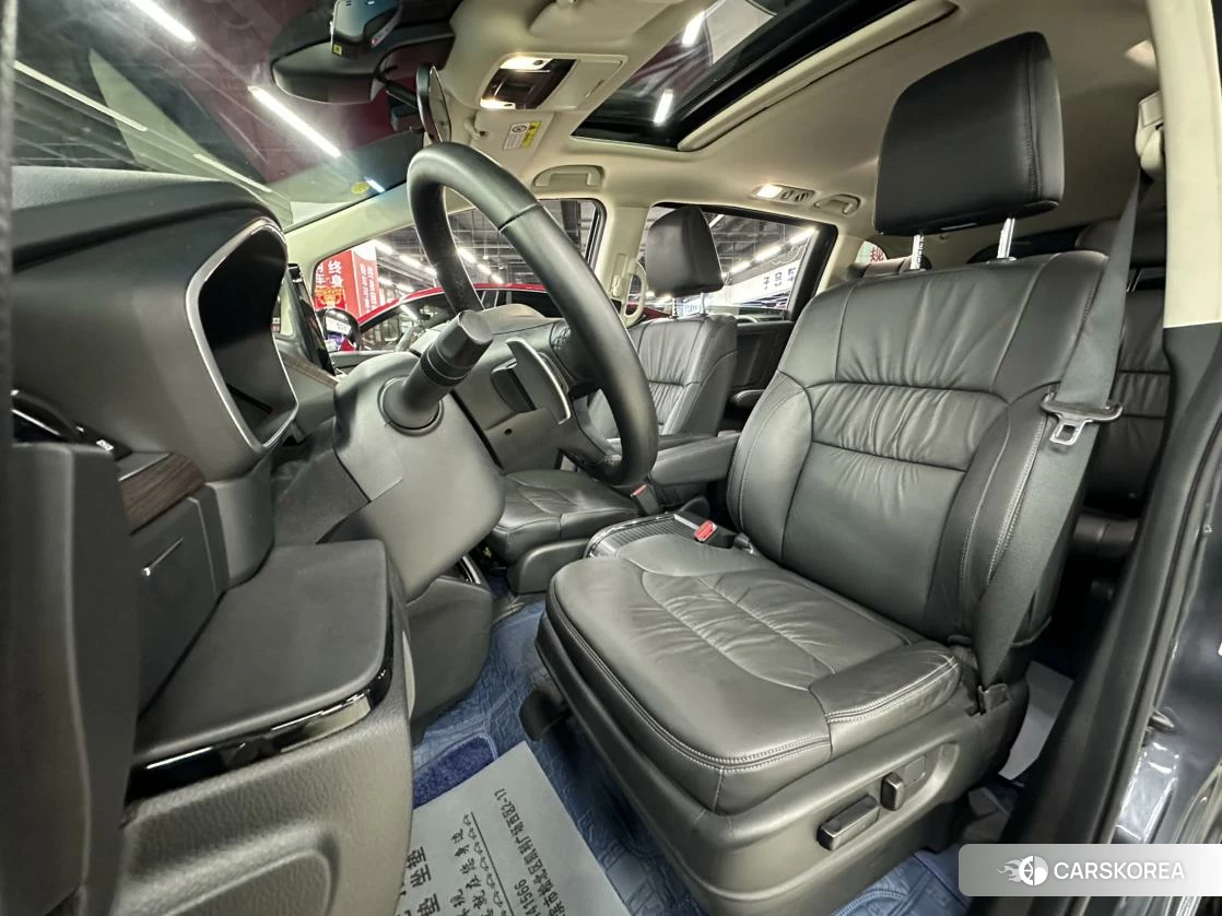 Honda Odyssey id 4467946 из Китая 9