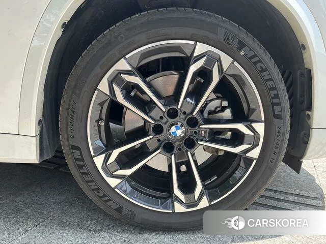 BMW X1 id 4394017 из Китая 9
