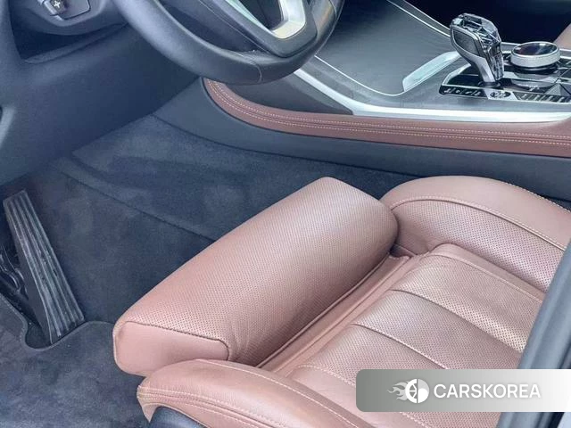 BMW X7 id 4271695 из Китая 9