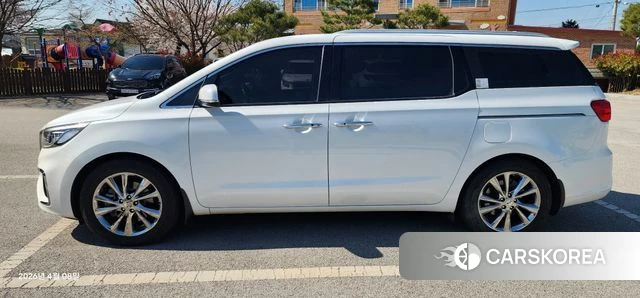 Kia The New Carnival id 3905766 из Кореи 9