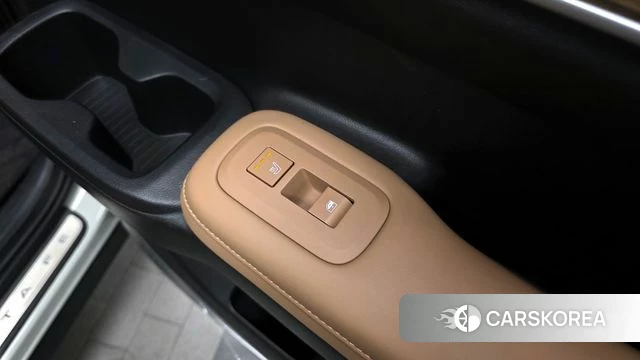 Hyundai Santa Fe (MX5) id 3896377 из Кореи 9