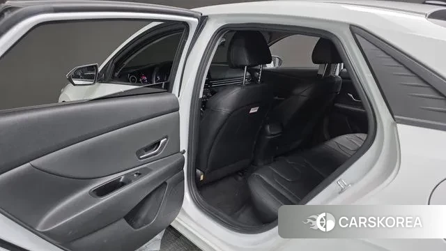 Hyundai Avante (CN7) id 2960961 из Кореи 9