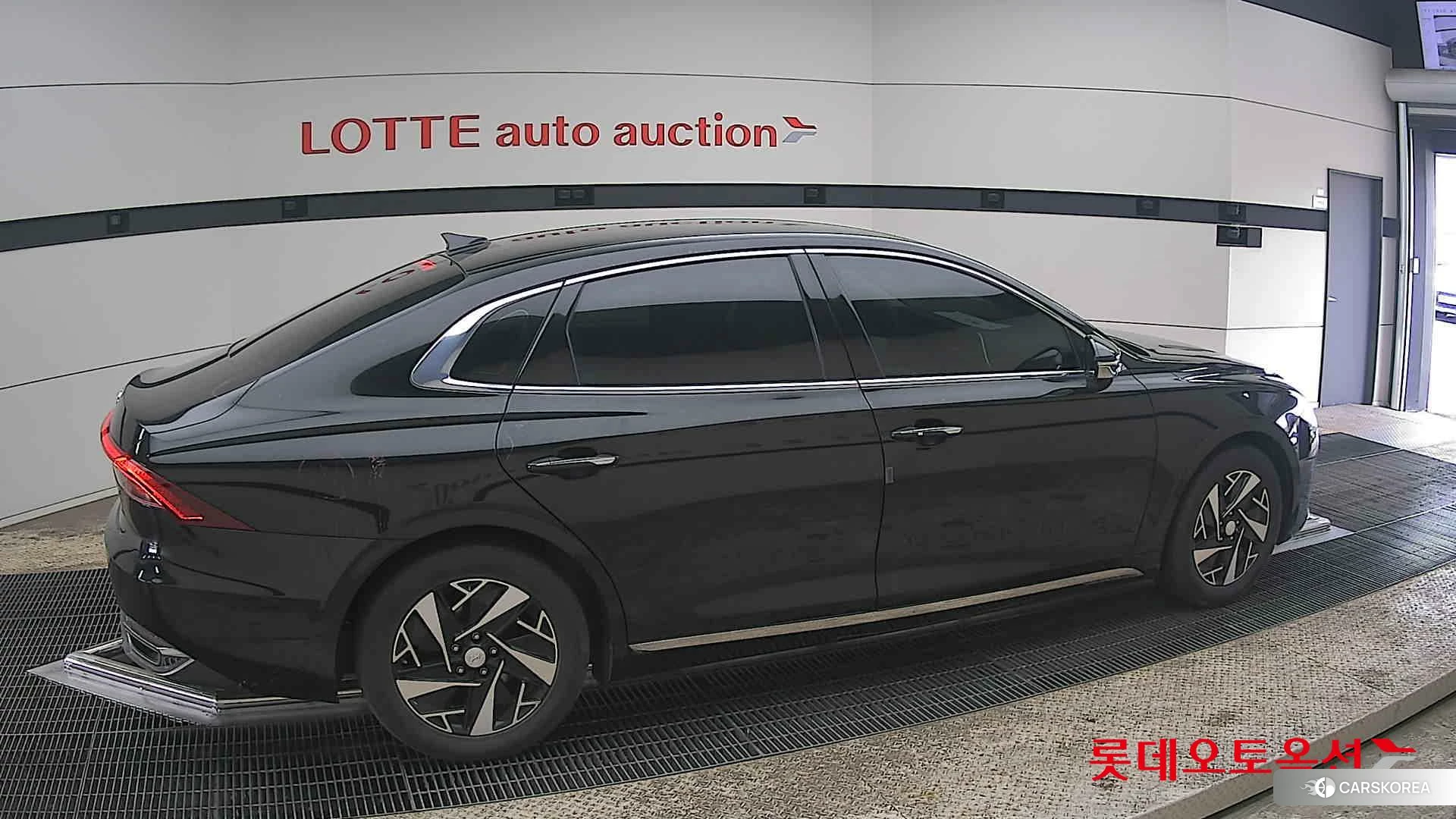 Hyundai Grandeur Hybrid id 3875693 из Кореи 9