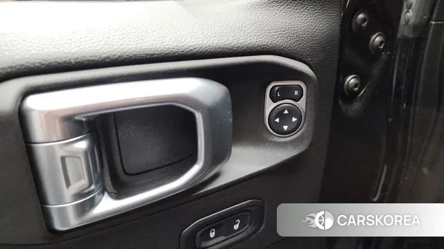 Jeep Wrangler (JL) id 3433242 из Кореи 9