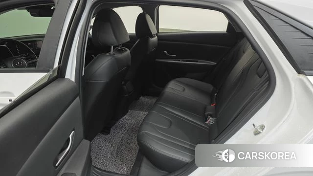 Hyundai Avante (CN7) id 3916609 из Кореи 9