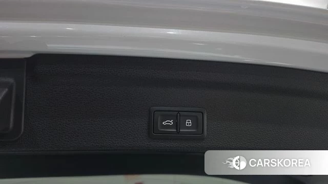 Audi Q3 (F3) id 4701845 из Кореи 9