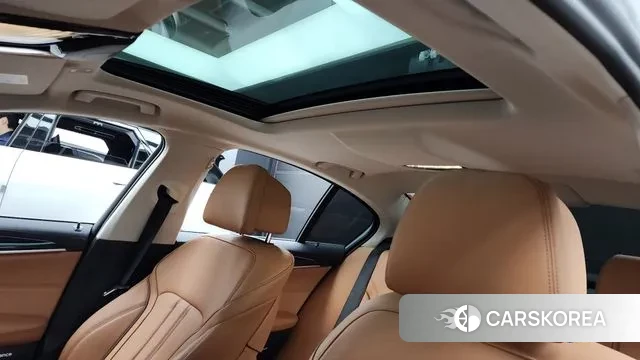 BMW 5 Series (G30) id 3028034 из Кореи 9