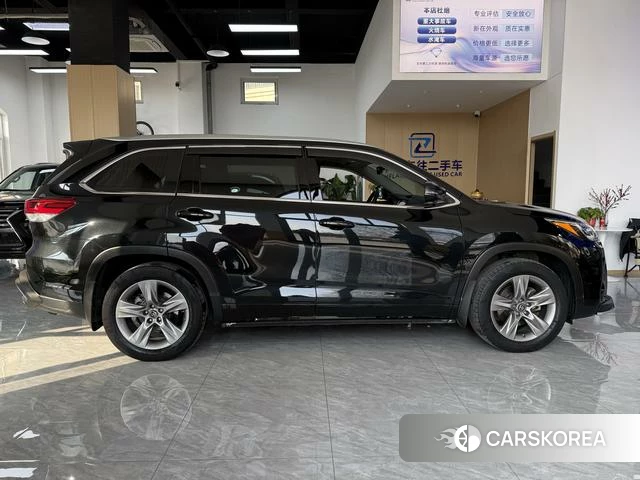 Toyota Highlander id 4275469 из Китая 9