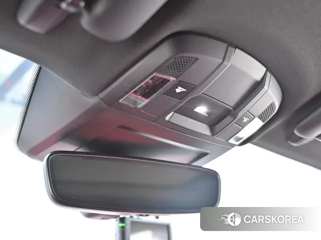 Porsche 911(992) id 2925075 из Кореи 9