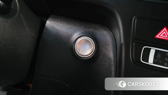 Hyundai Staria id 3963982 из Кореи 9