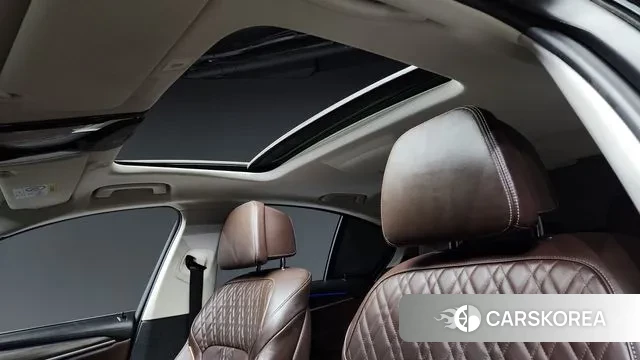 BMW 5 Series (G30) id 3253546 из Кореи 9