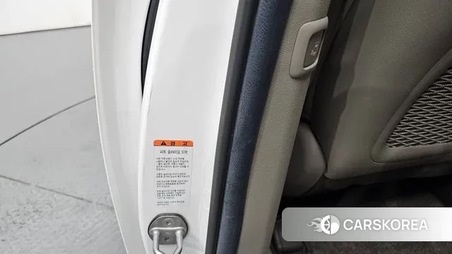 Kia The New Carnival id 3459945 из Кореи 9